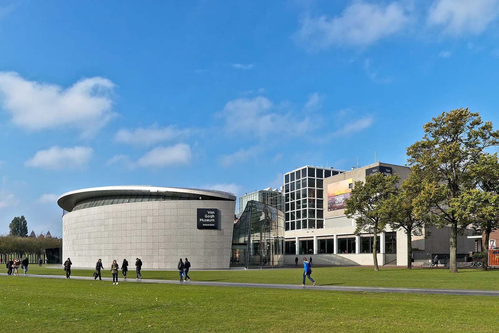 The oval Kurokawa wing of the Van Gogh Museum on Museumplein
