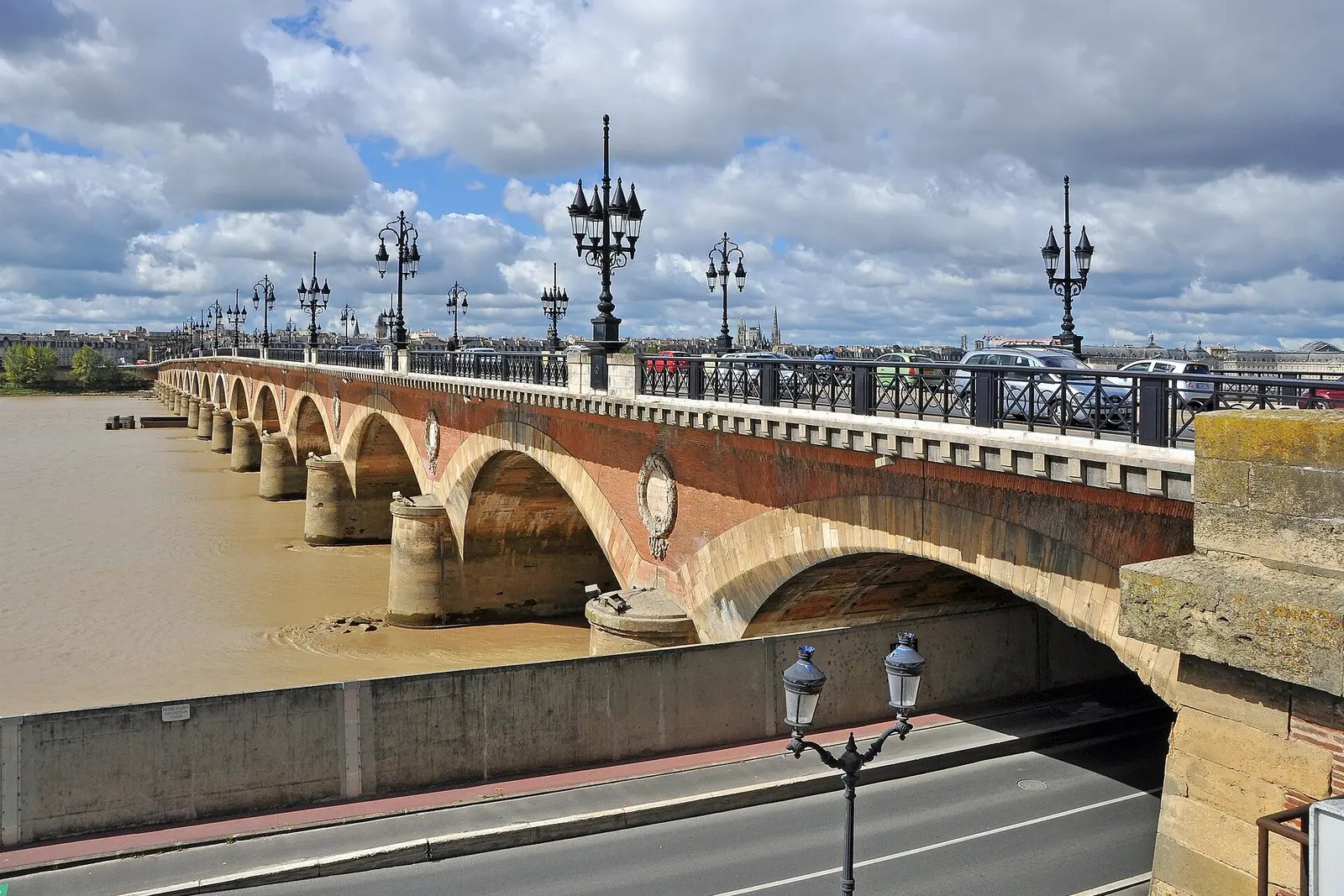 The Pont de Pierre crossing the Garonne in Bordeaux