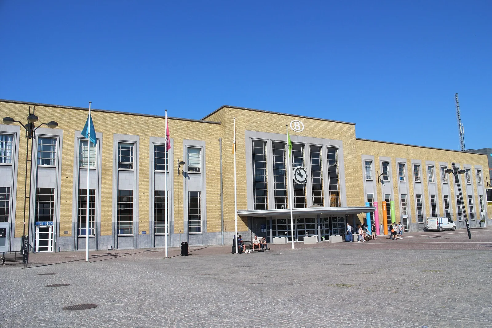 The facade of Bruges railway station