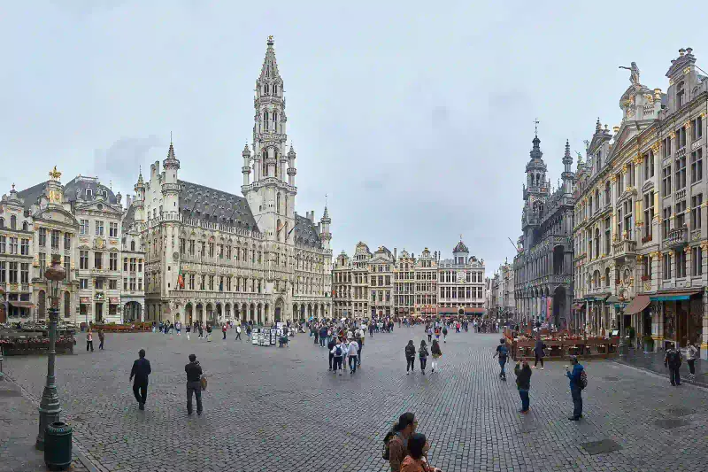 Grand Place guildhalls in Brussels