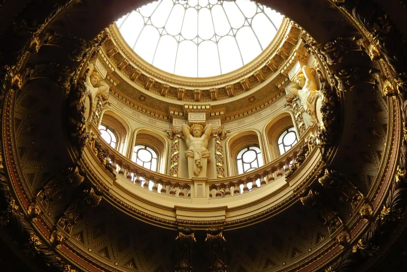 The gilded dome atrium of the Fitzwilliam Museum