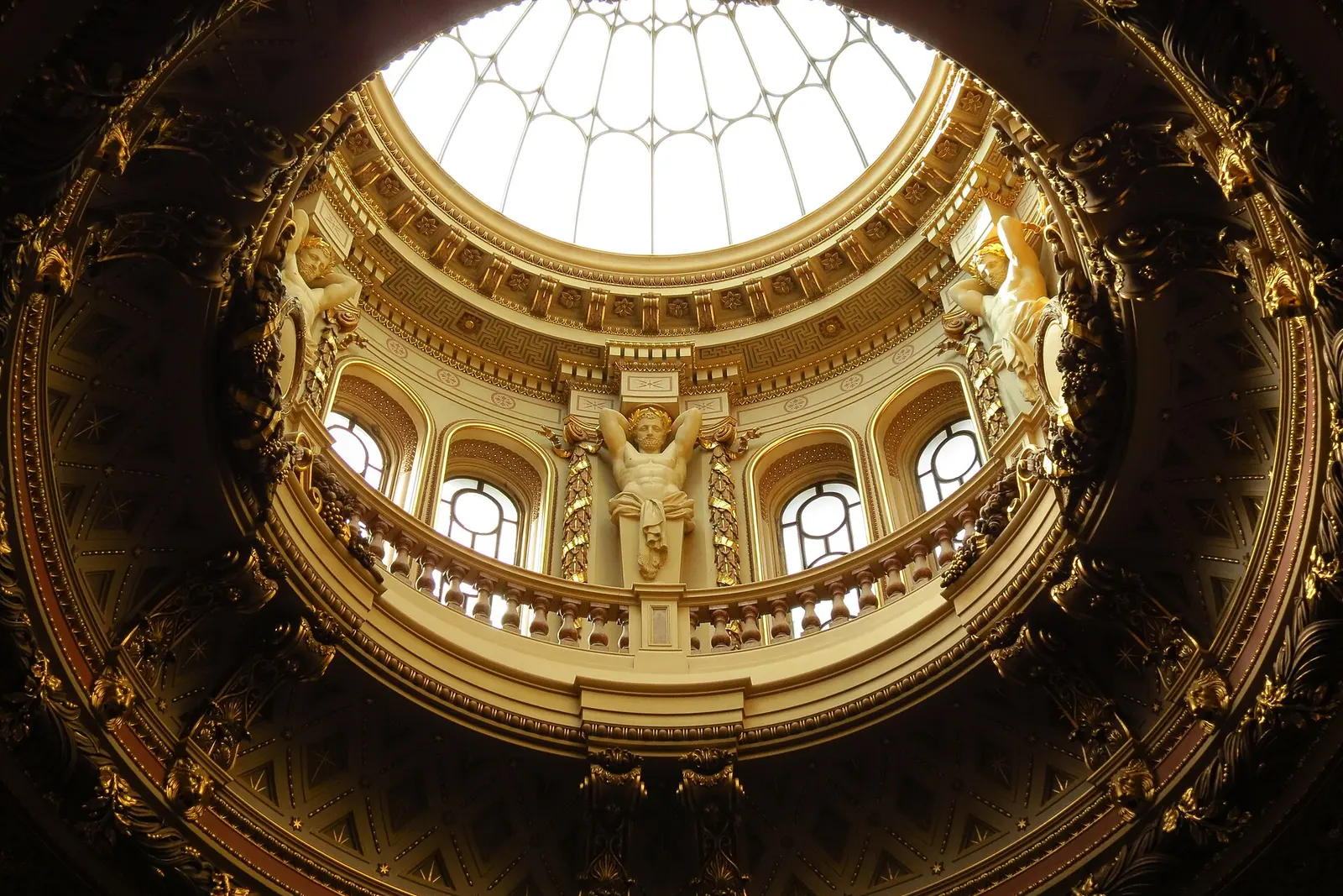 The gilded dome atrium of the Fitzwilliam Museum