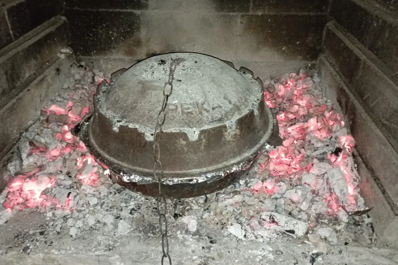 Peka dish cooked under a metal bell, a Dalmatian specialty
