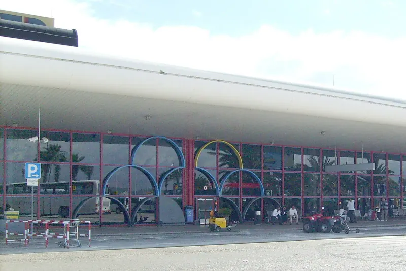Faro airport terminal