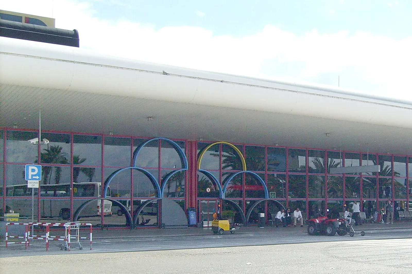 Faro airport terminal