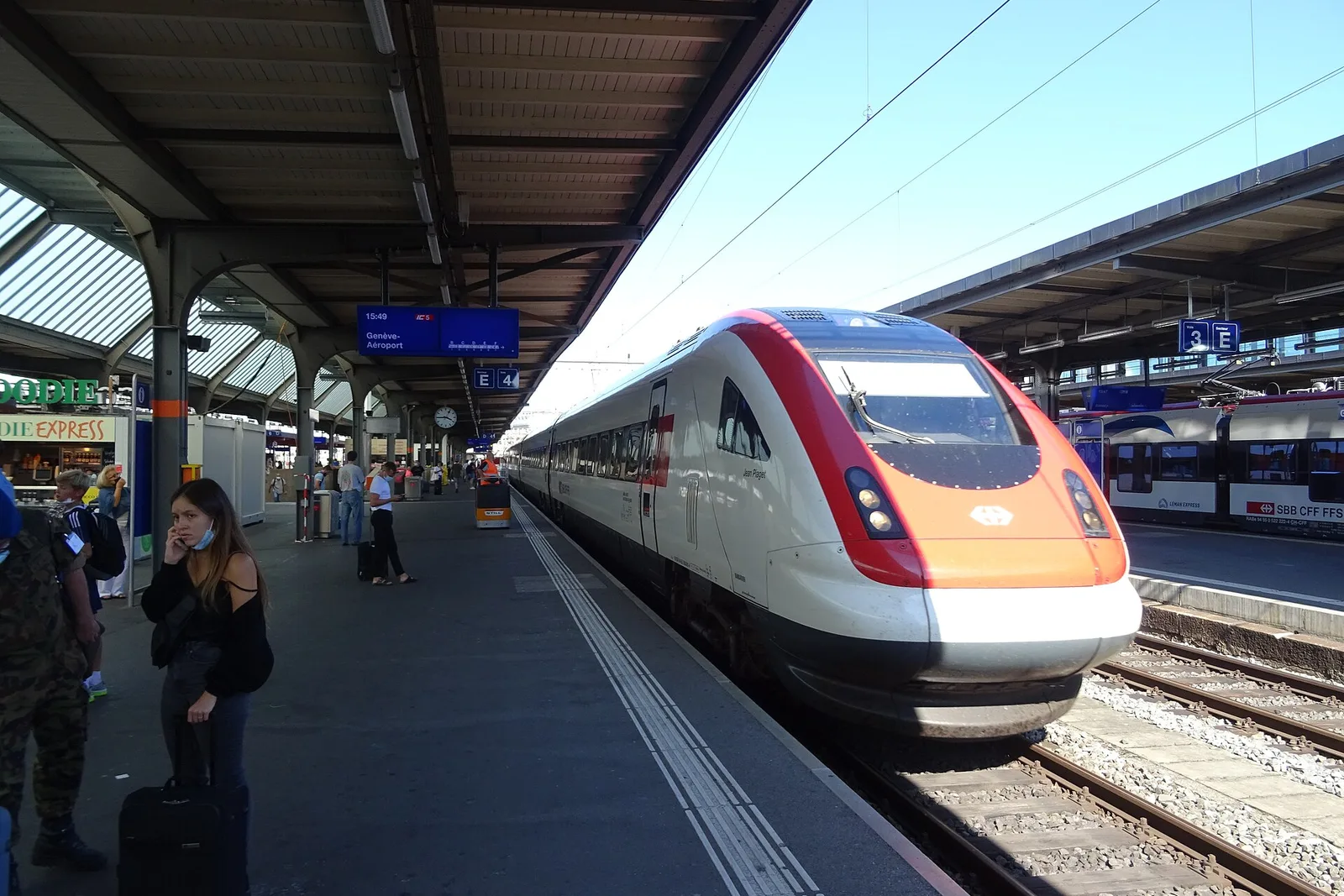 An SBB train at Geneva Airport station platform