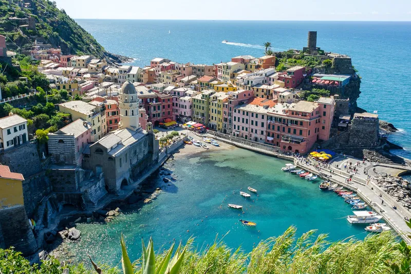 Vernazza's harbour from the coastal path