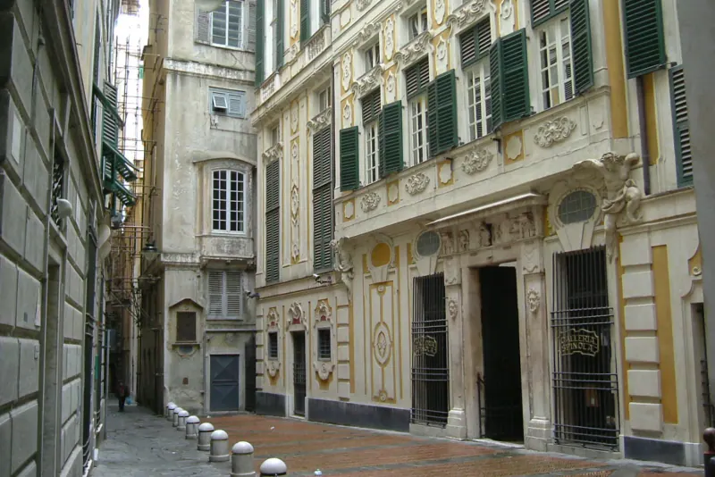 A narrow lane in Genoa's old town