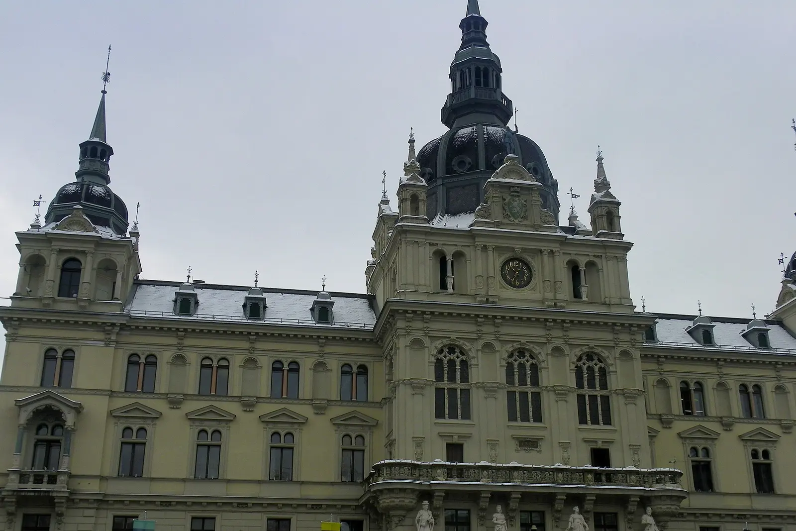 Graz's Hauptplatz and Rathaus