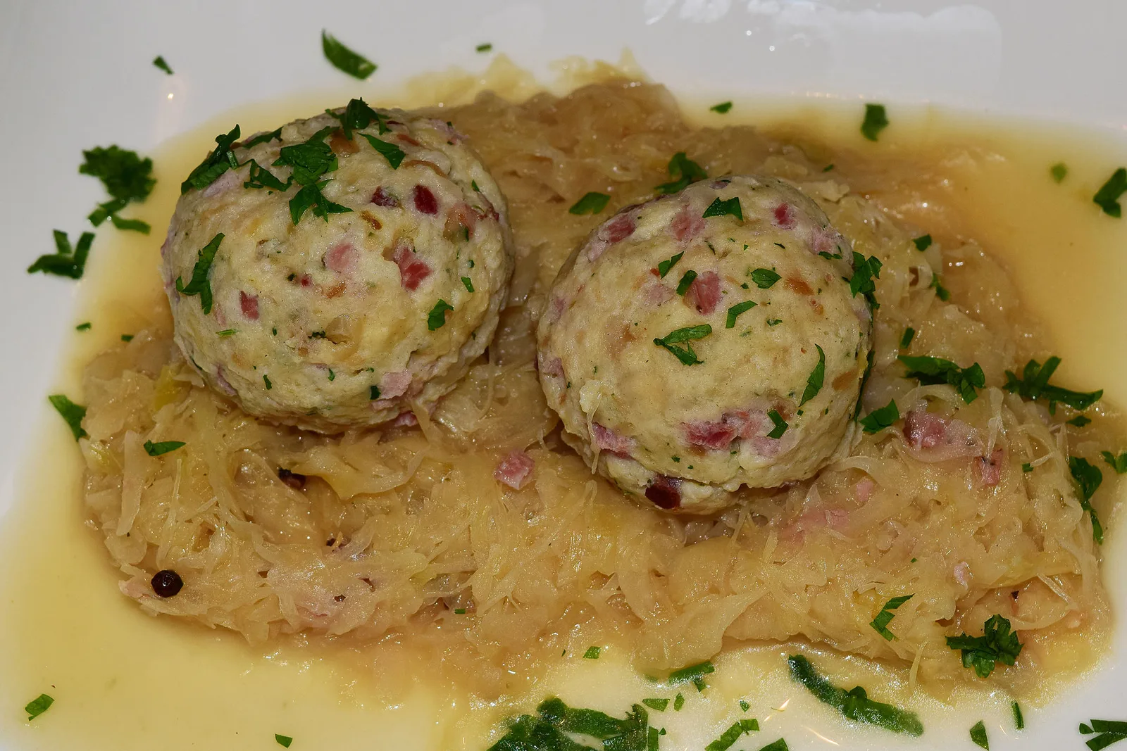 Tiroler Knodel, the dumplings served across Innsbruck