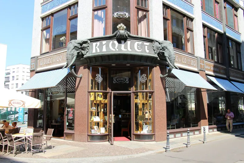 Facade of the historic Riquethaus coffeehouse, Leipzig
