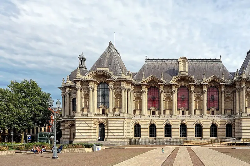 The facade of Lille's Palais des Beaux-Arts