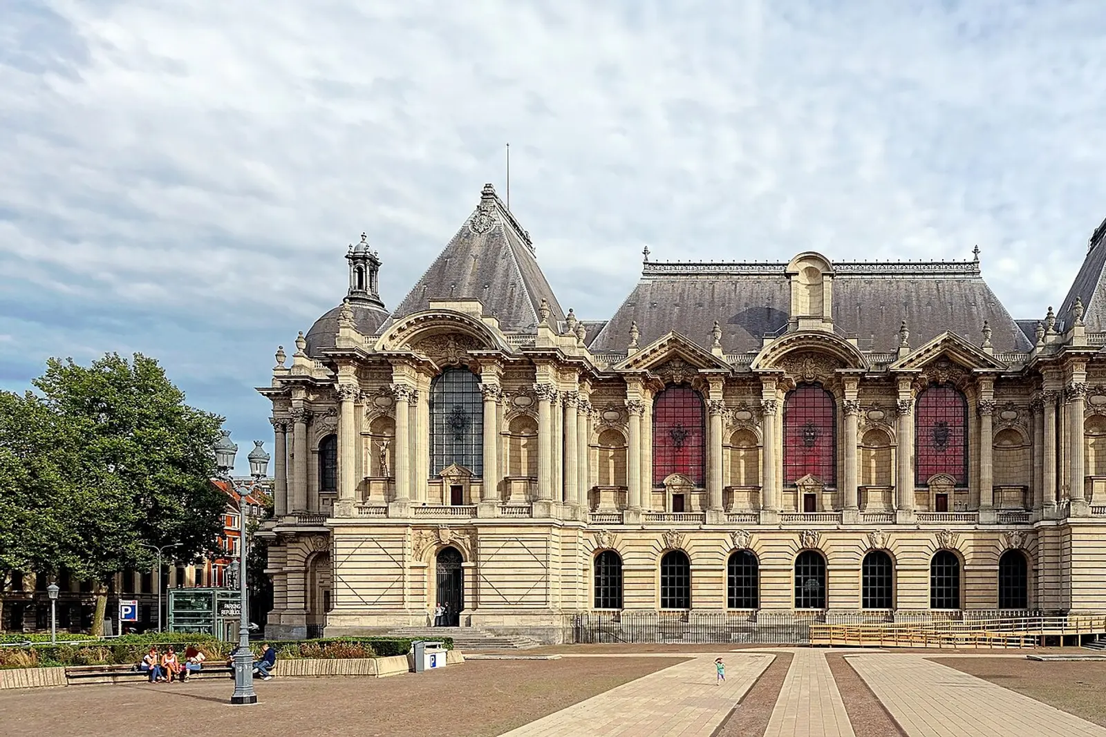 The facade of Lille's Palais des Beaux-Arts