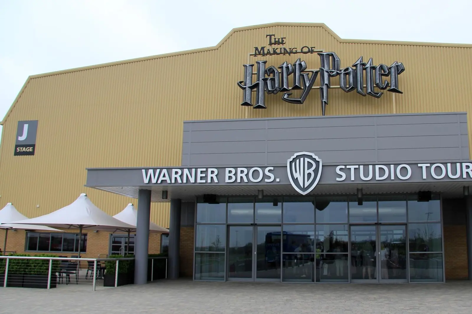 The entrance building of the Warner Bros. Studio Tour near Watford