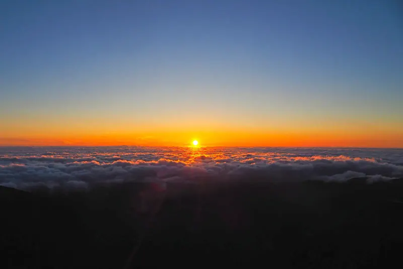 Sunrise above the clouds at Pico do Arieiro