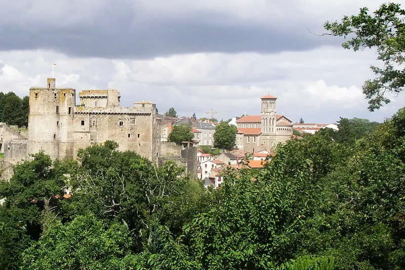 Clisson castle above the town