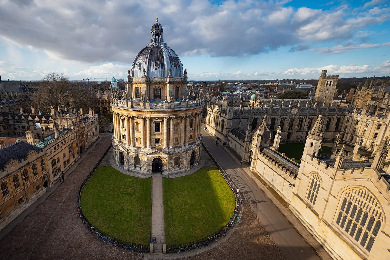 The Radcliffe Camera and surrounding colleges from above