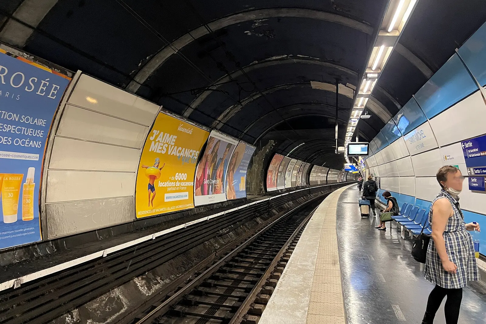The RER B platform at Saint-Michel Notre-Dame station
