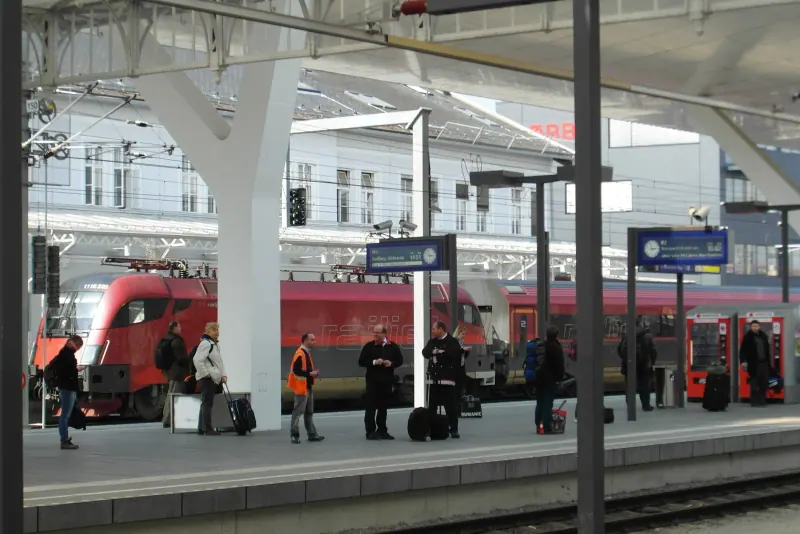 A Railjet train at Salzburg Hauptbahnhof