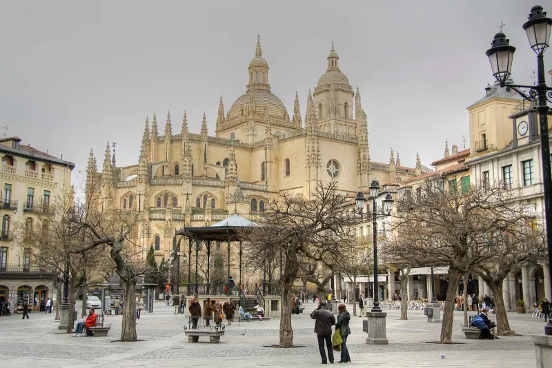 Segovia's Plaza Mayor with its bandstand and the cathedral behind