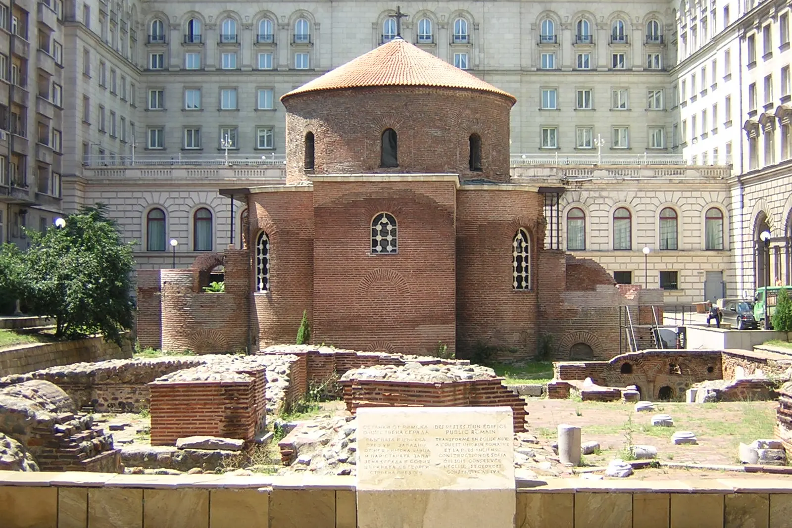 The red brick Rotunda of St George inside the Largo courtyard
