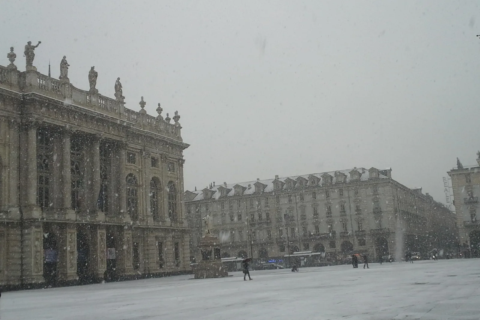 Palazzo Madama and Piazza Castello in the snow