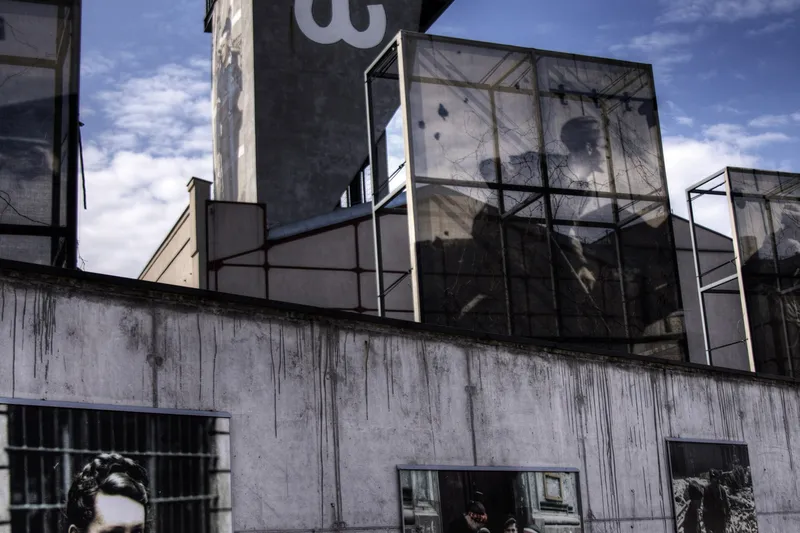 Warsaw Uprising Museum building exterior