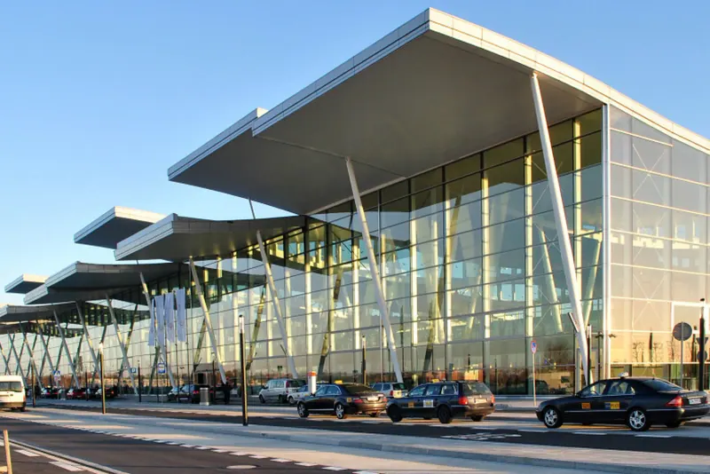 Wroclaw Copernicus Airport T2 terminal exterior