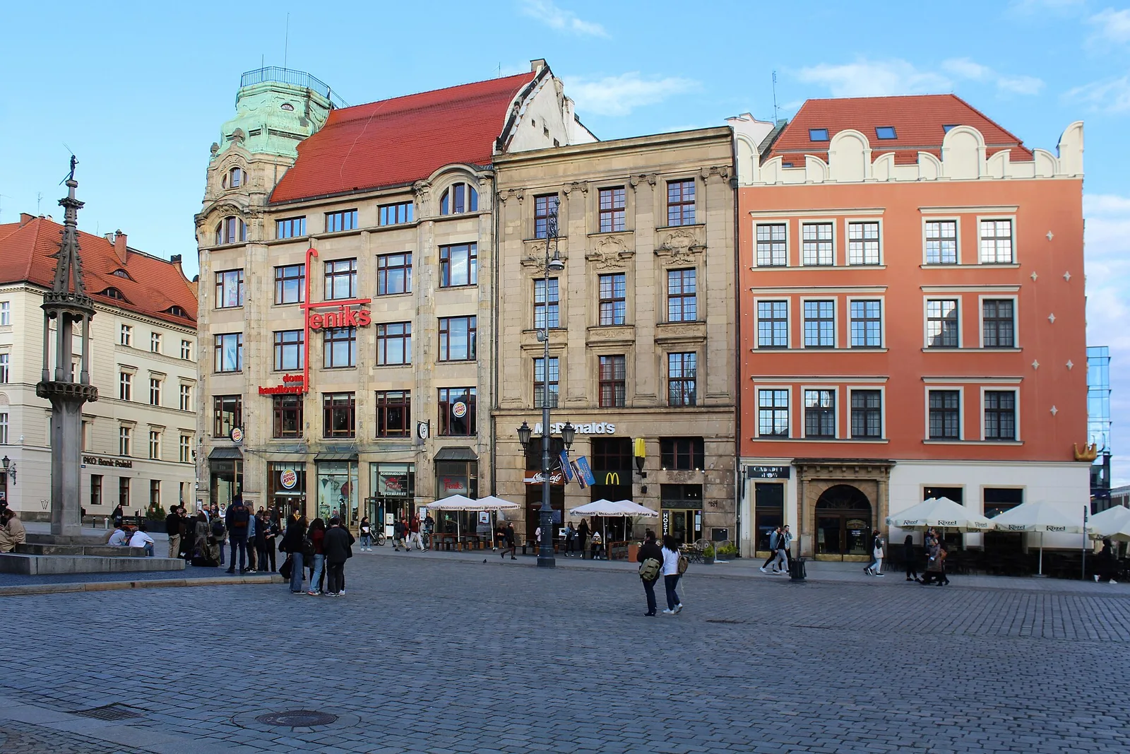 Pastel merchant houses on Wroclaw Market Square